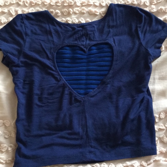 Shirt - Picture 3 of 4